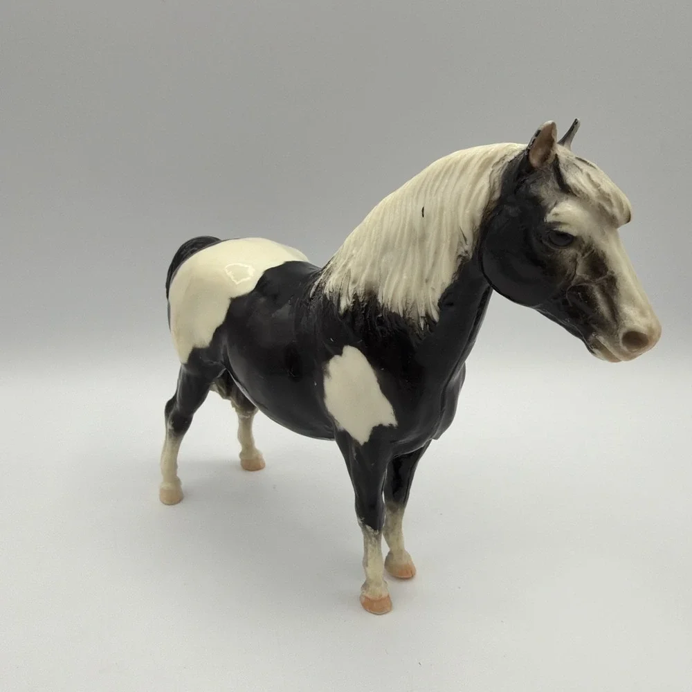 Vintage Breyer Horse #21 Shetland Pony Black White Glossy Pinto Bald Face Figure